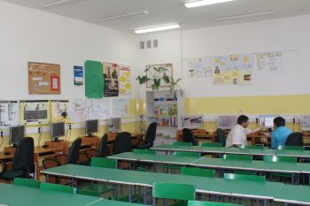Gimnazjum - sala 15 (komputerowa)