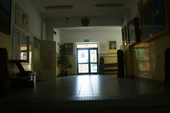 Gimnazjum - korytarz przy wejciu gwnym